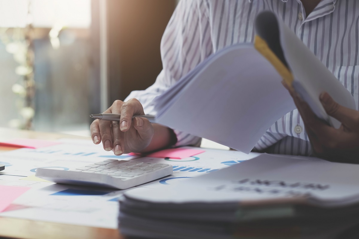 kártérítés, sérelemdíj, ügyvéd